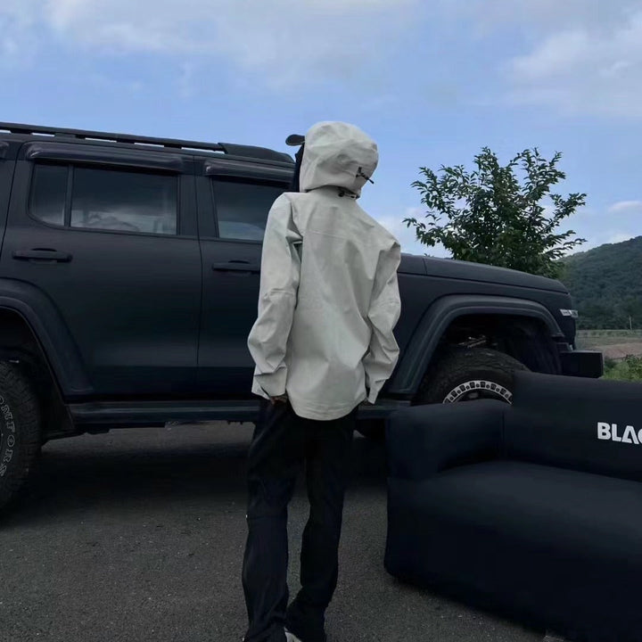 Women’s High-End Gore-Tex Hard Shell Jacket